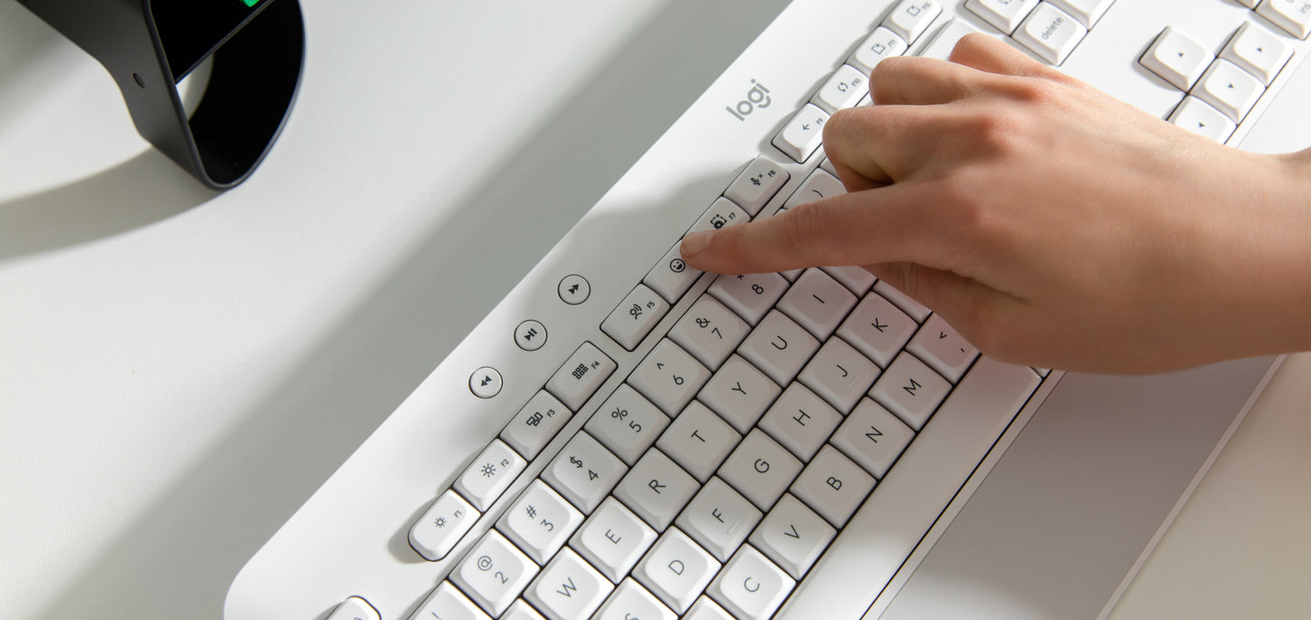 Teclado Logitech Signature K650 Inalámbrico Español Color Blanco